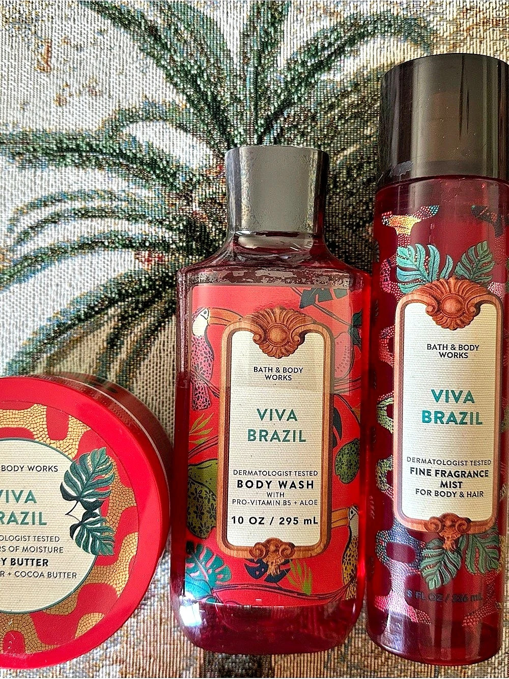 NEW Bath & Body Works Viva Brazil Body Care Set in Red